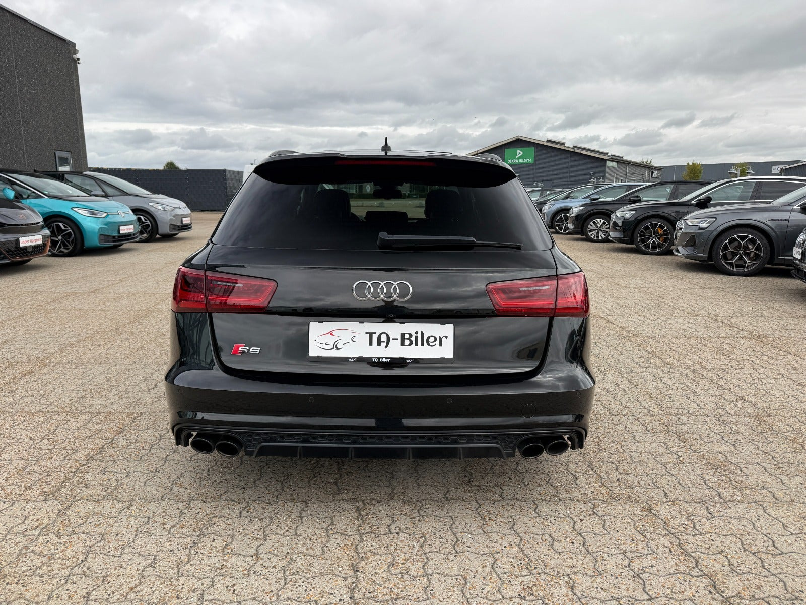 Sort Audi S6 fra 2017
