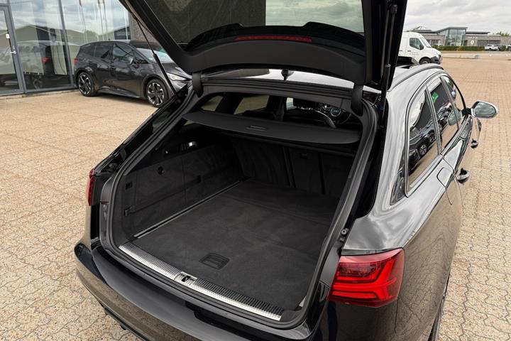 Sort Audi S6 fra 2017