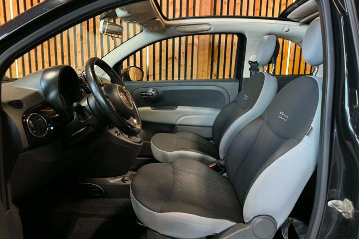 Sort Fiat 500C fra 2016