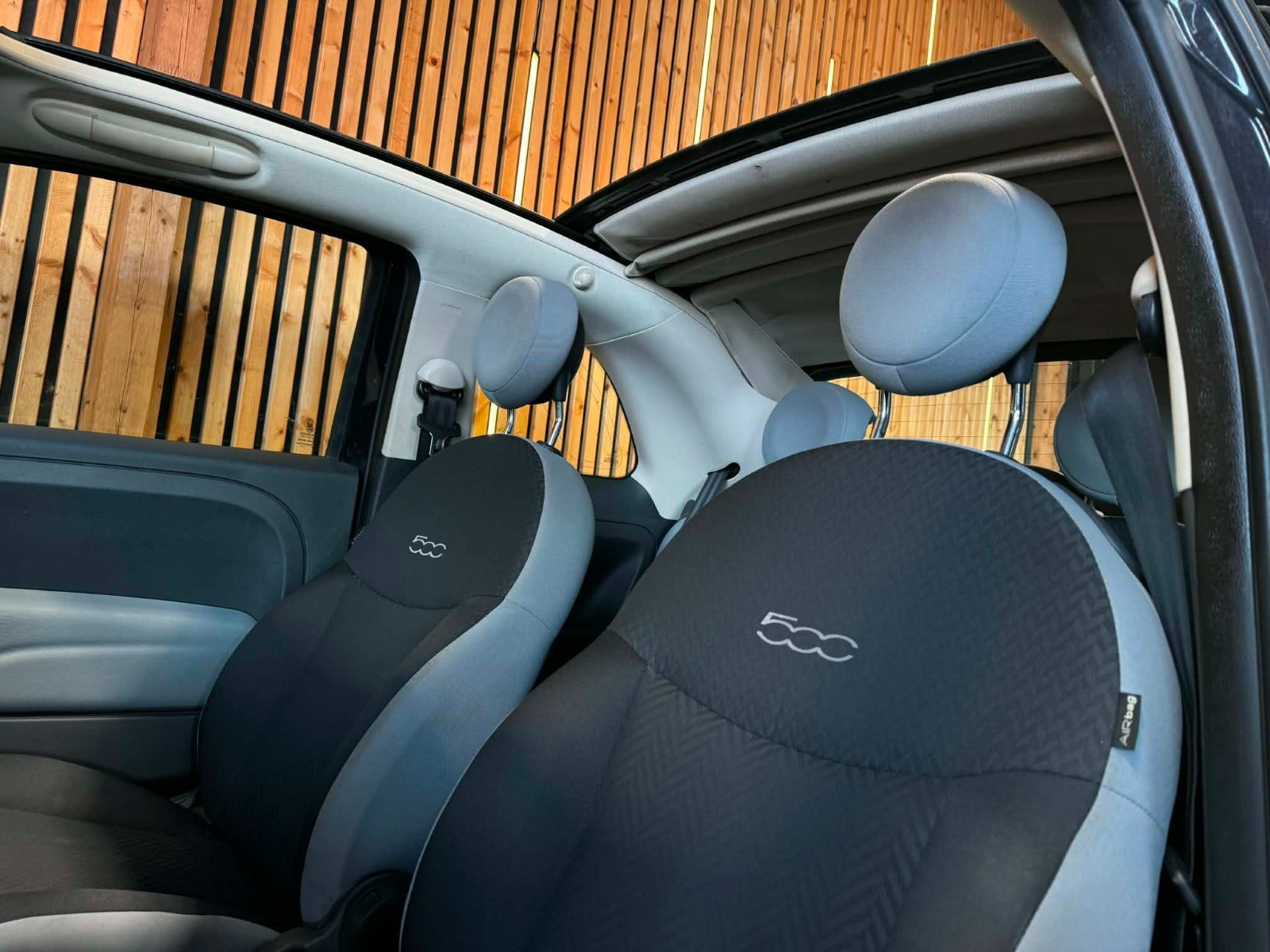 Sort Fiat 500C fra 2016