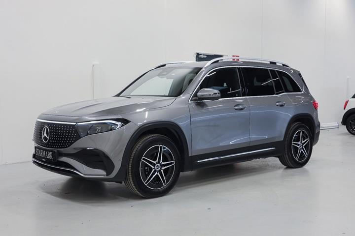 Grå Mercedes EQB250+ fra 2024