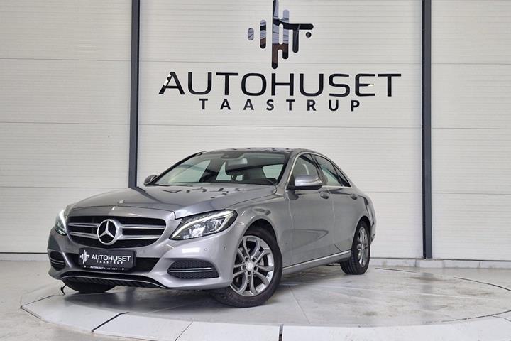 Grå Mercedes C180 fra 2014