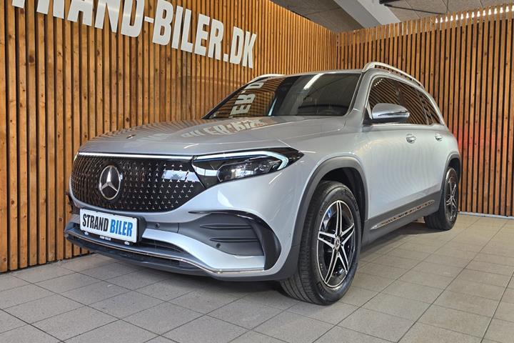 Sølv Mercedes EQB250+ fra 2025
