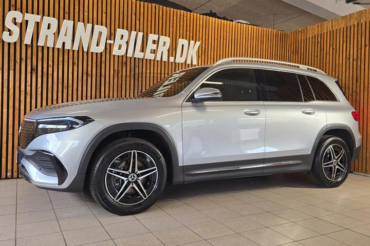 Sølv Mercedes EQB250+ fra 2025