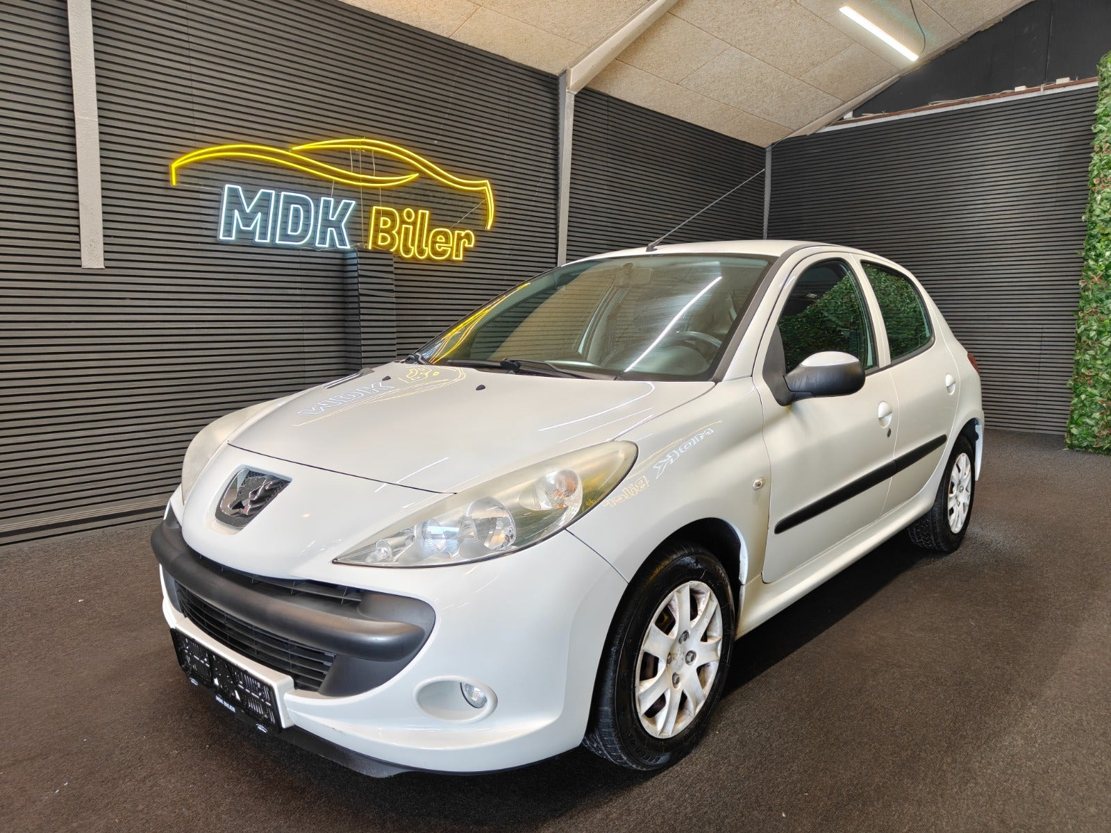 undefined Peugeot 206+ fra 2011