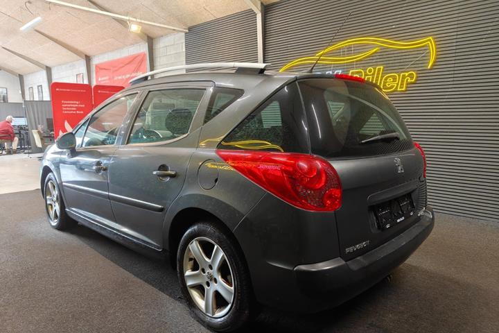 undefined Peugeot 207 fra 2010