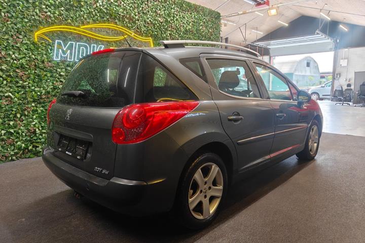 undefined Peugeot 207 fra 2010