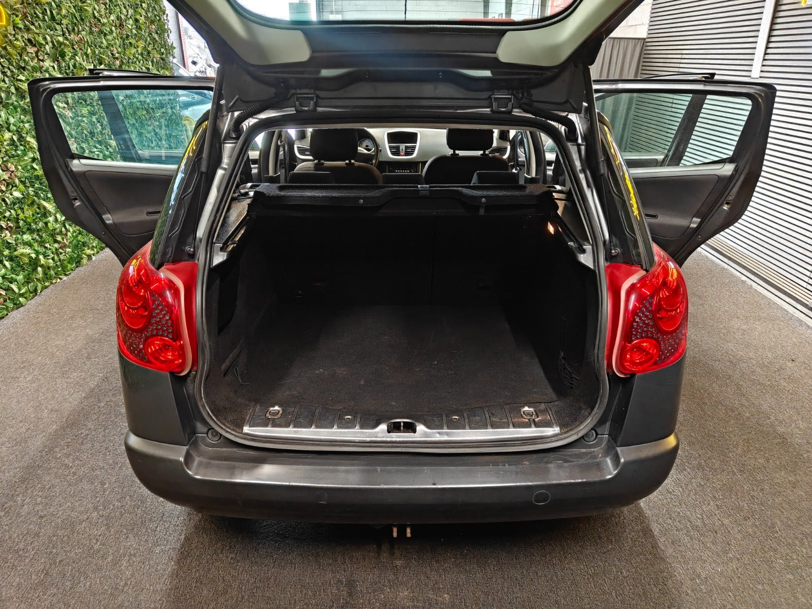 undefined Peugeot 207 fra 2010