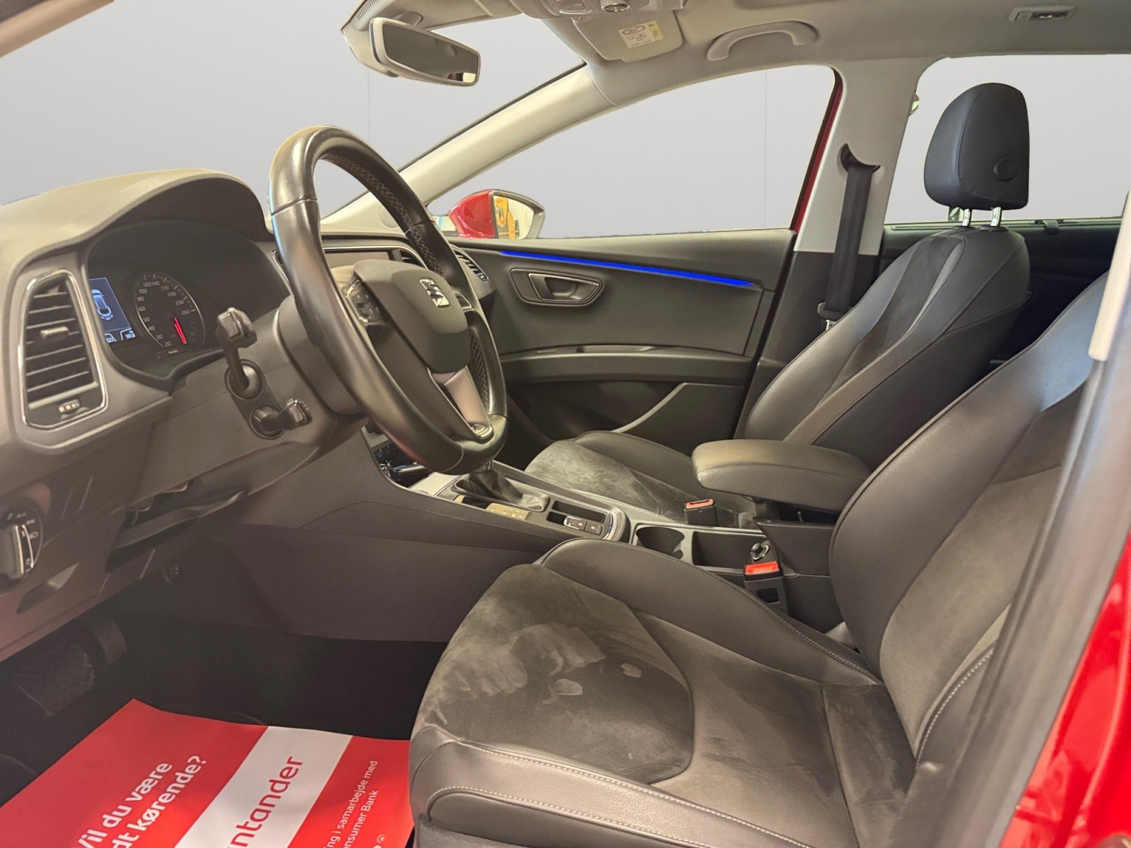 Rød Seat Leon fra 2017