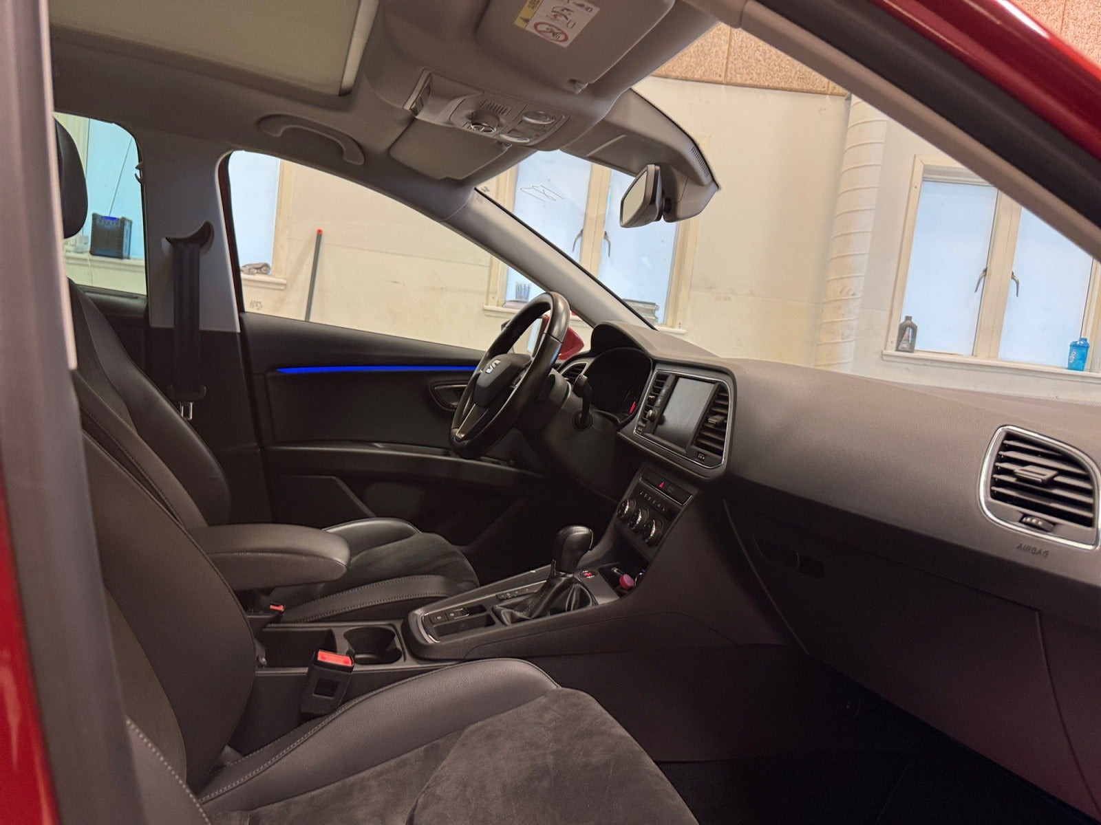 Rød Seat Leon fra 2017