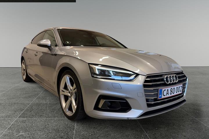 Sølv Audi A5 fra 2018