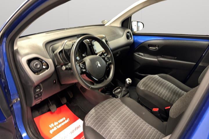 Blå Peugeot 108 fra 2021