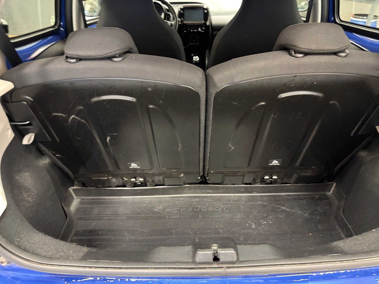 Blå Peugeot 108 fra 2021