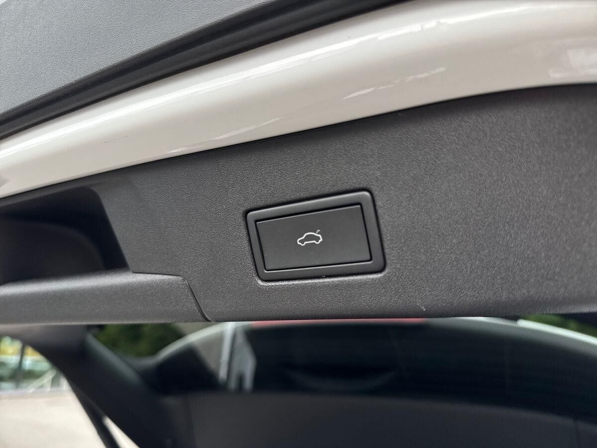 Hvid VW ID.4 fra 2023