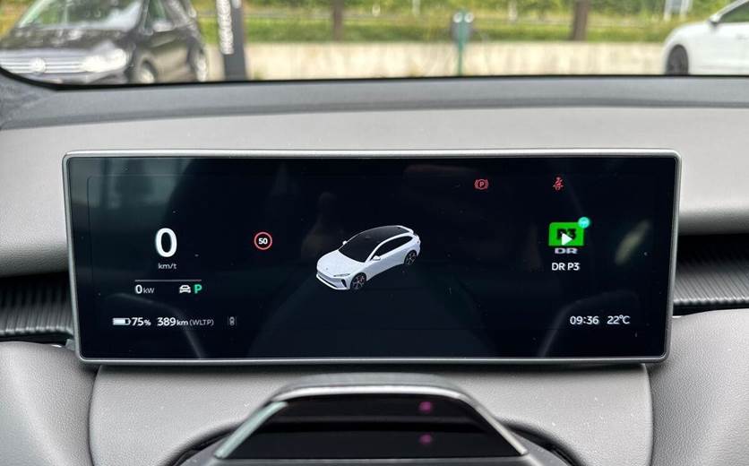 Nio ET5
