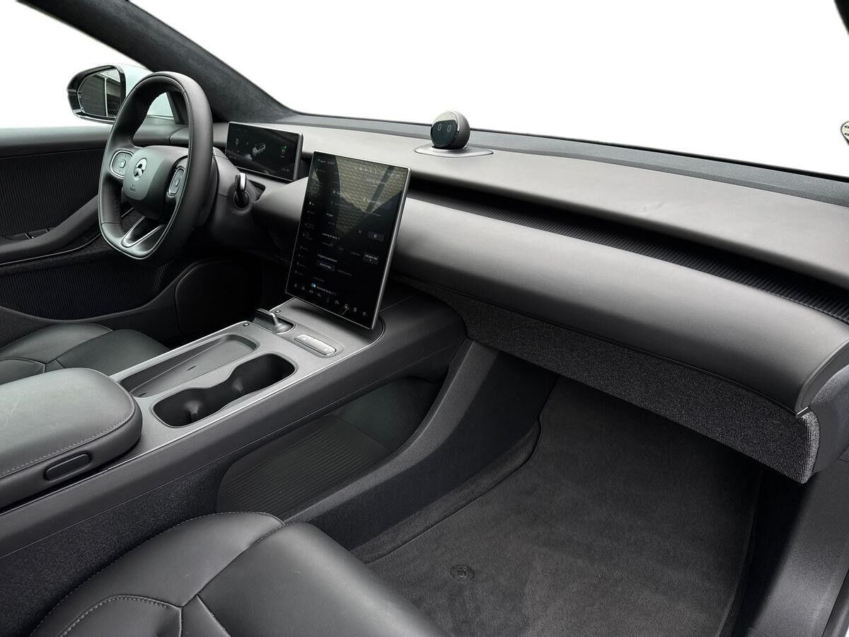 Nio ET5