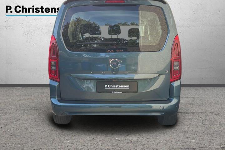 Blå Opel Combo-e Life fra 2025