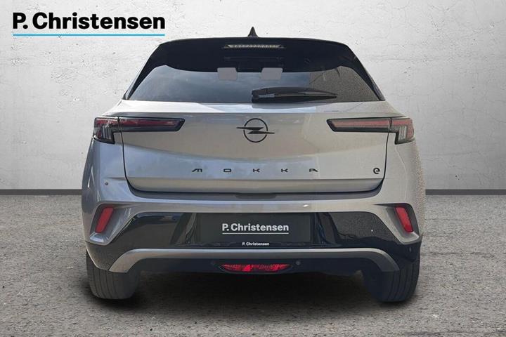 Grå Opel Mokka-e fra 2025