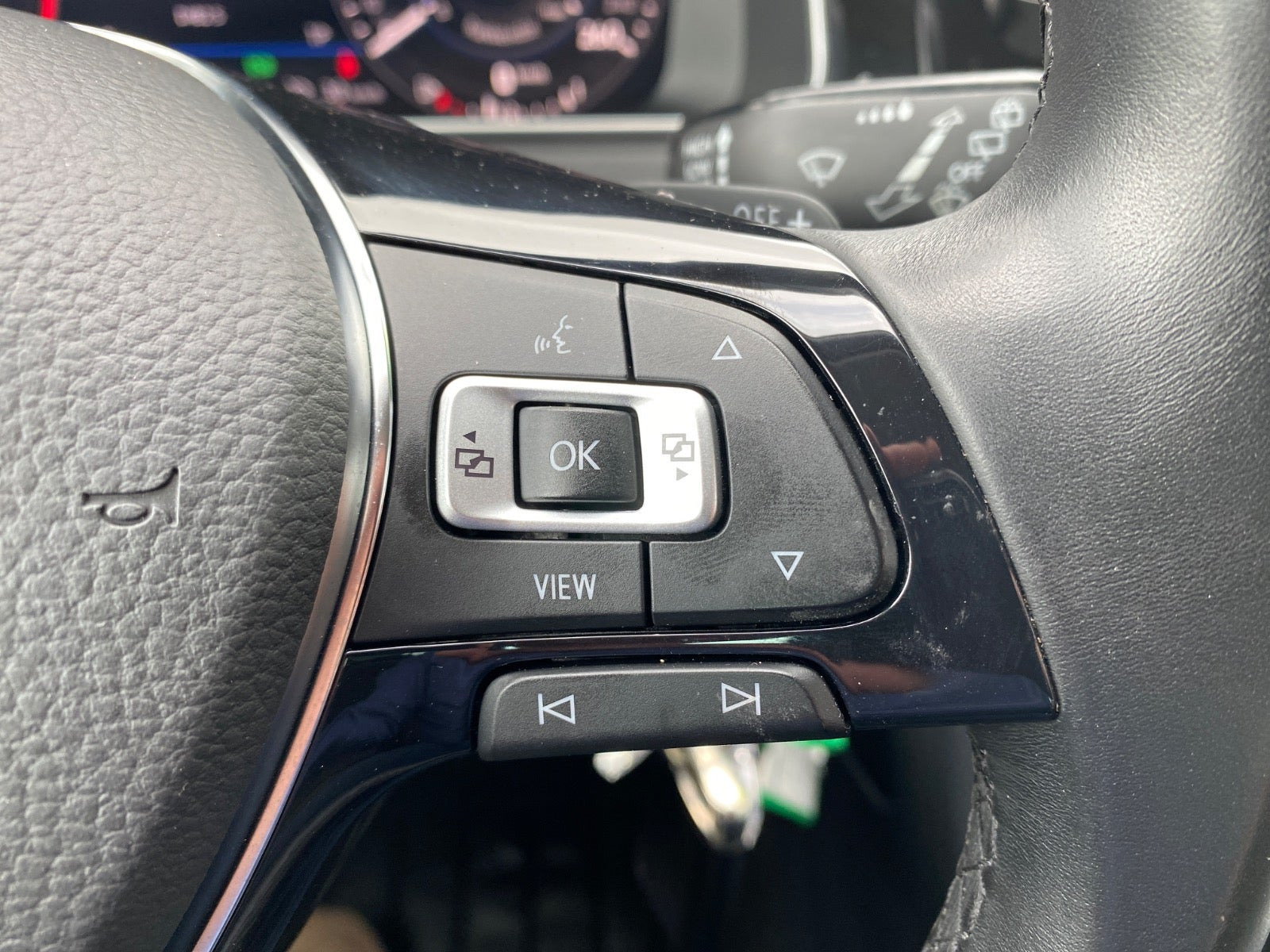 Sølv VW Golf VII fra 2019