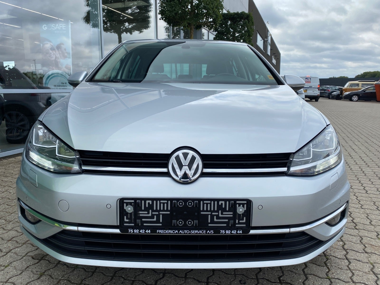 Sølv VW Golf VII fra 2019
