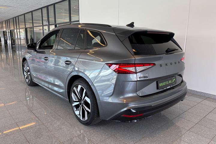 Grå Skoda Enyaq fra 2026