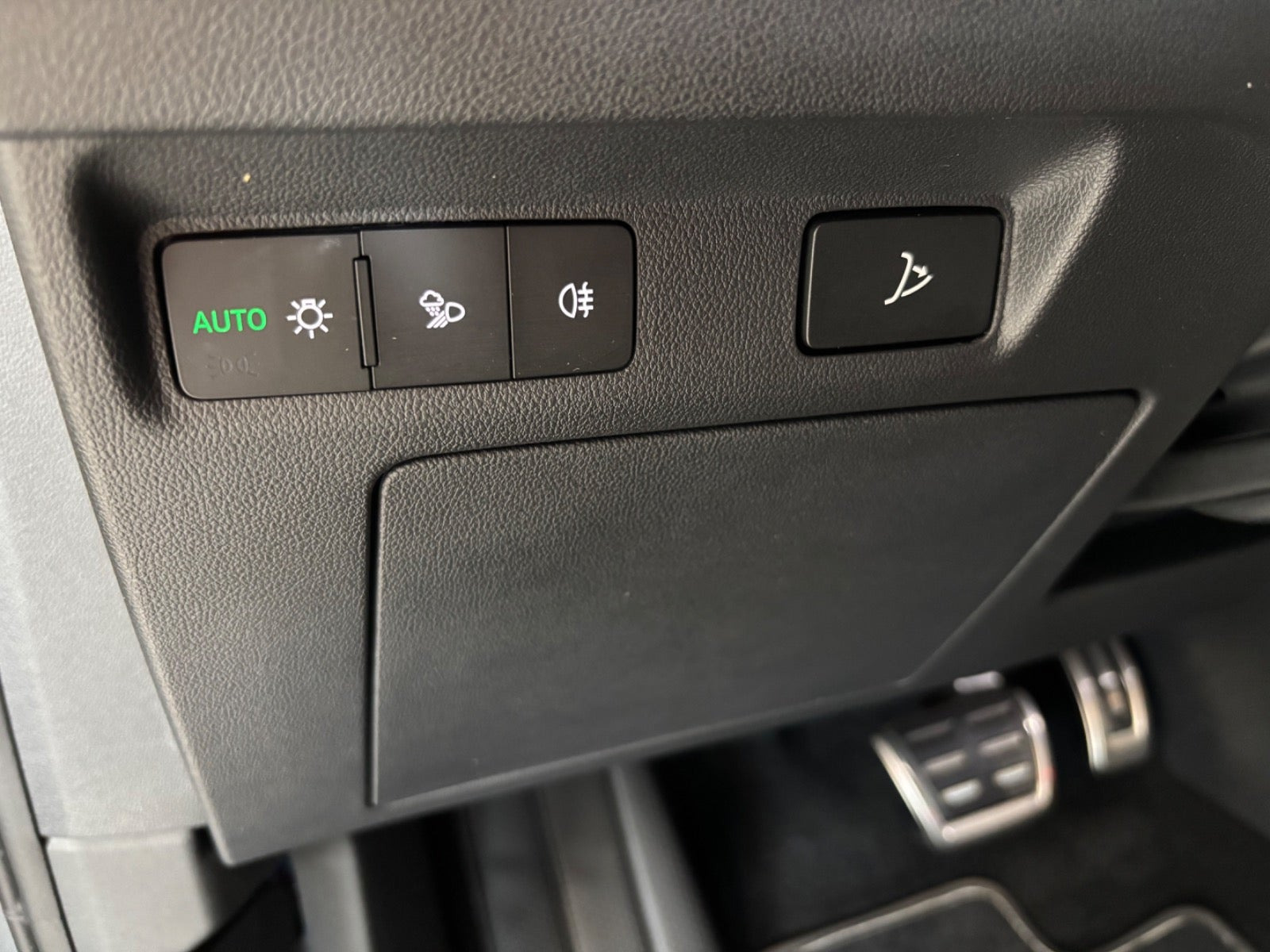 Grå Skoda Enyaq fra 2026