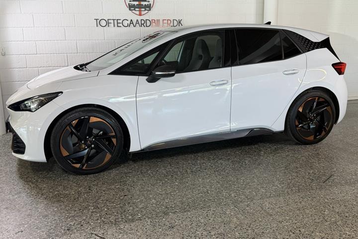 Hvid Cupra Born fra 2022