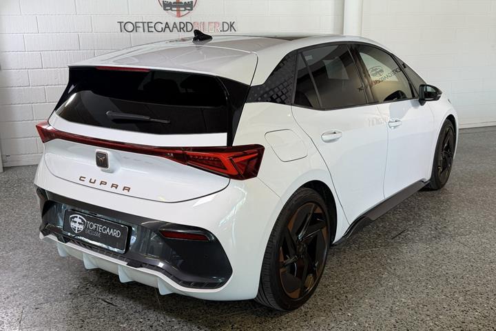 Hvid Cupra Born fra 2022