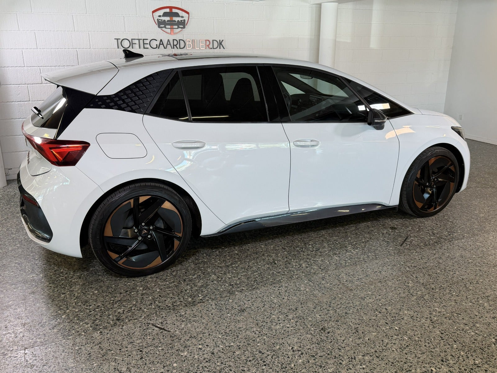 Hvid Cupra Born fra 2022