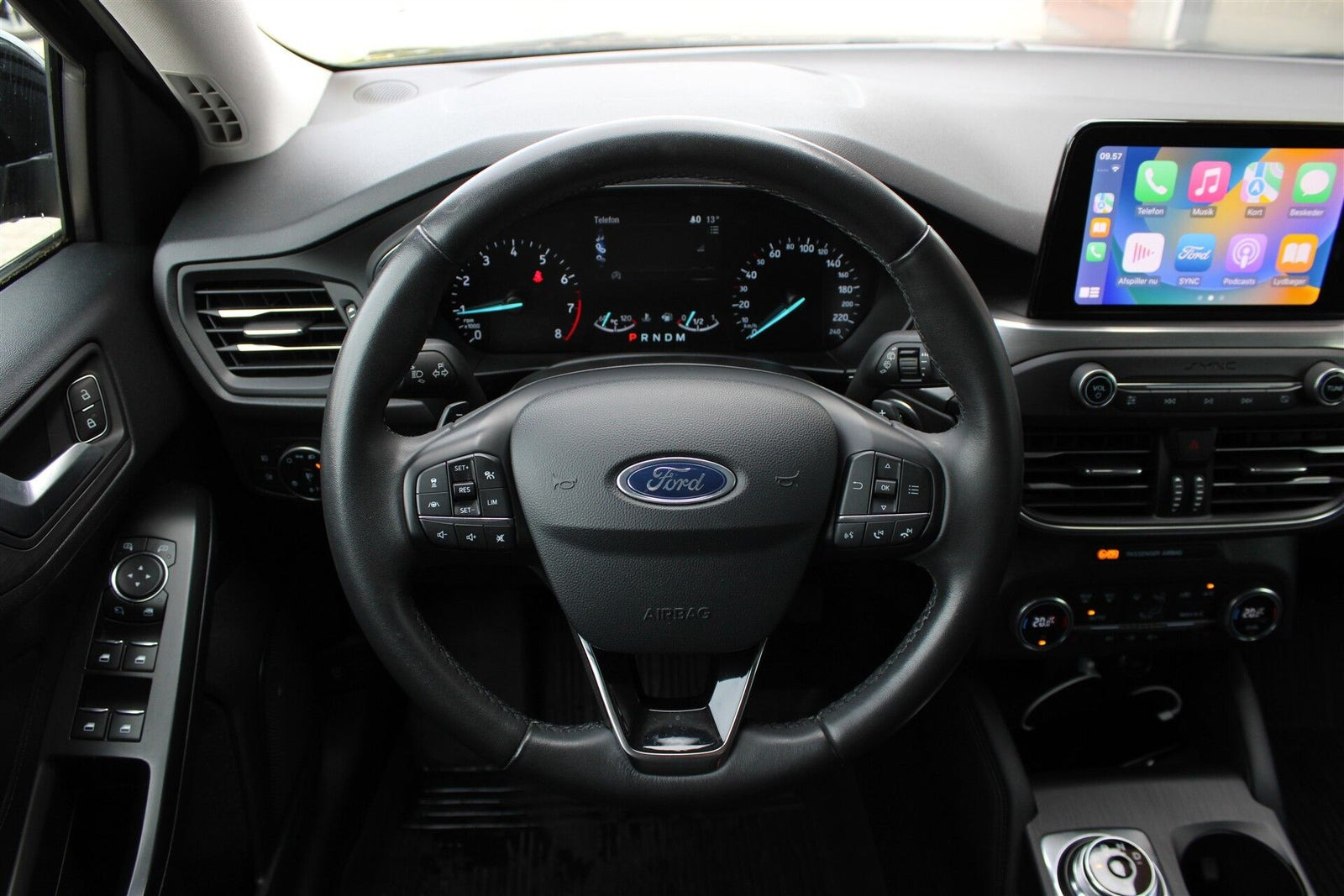 Sort Ford Focus fra 2019
