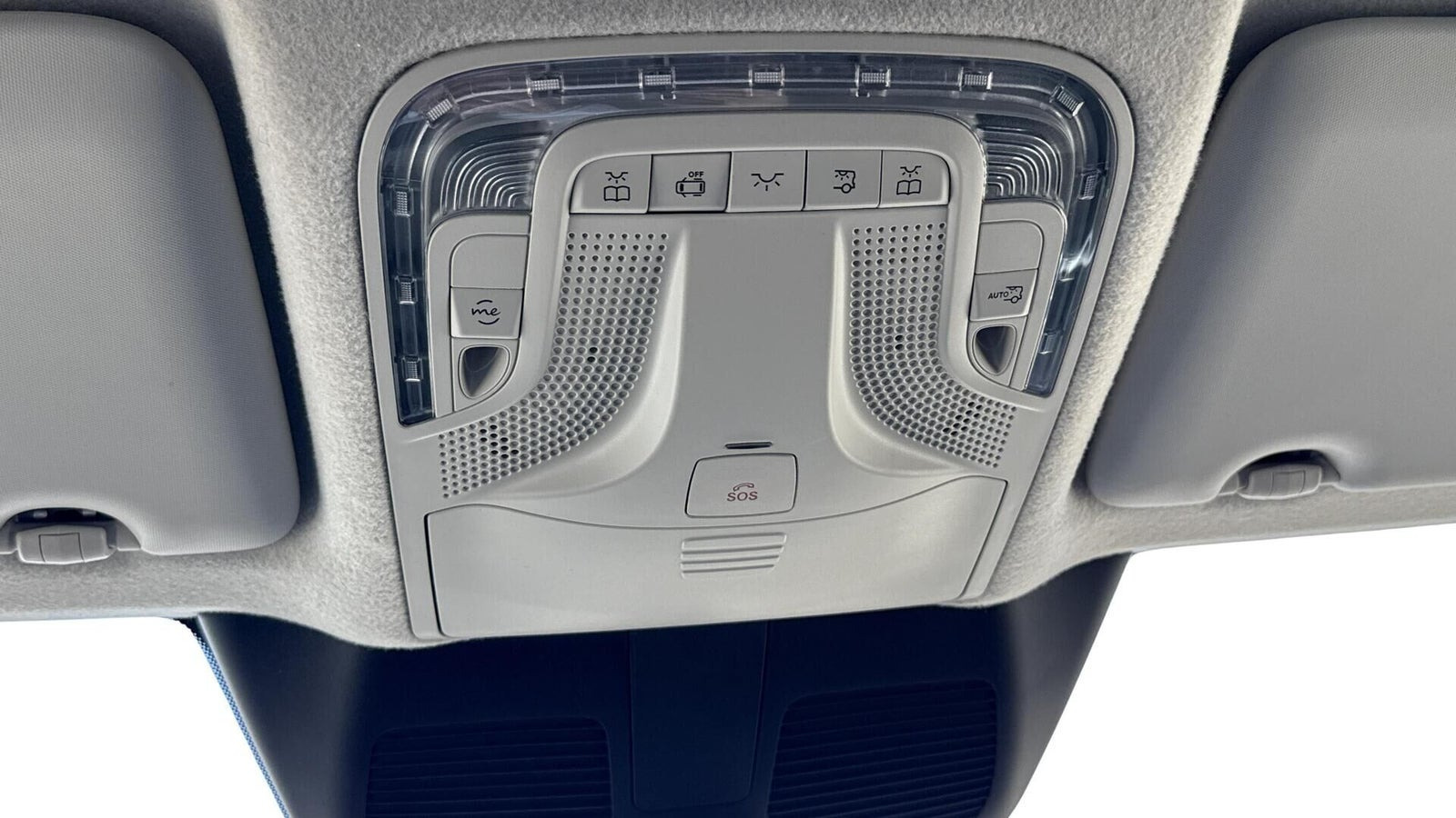 Hvid Mercedes Vito 114 fra 2024