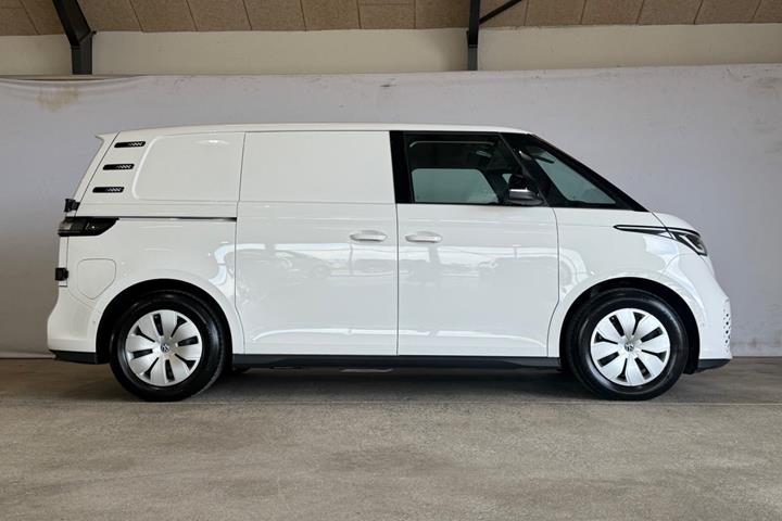 Hvid VW ID.Buzz fra 2023