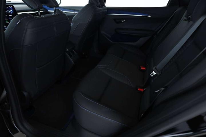 Sort Renault Scenic E-Tech fra 2025