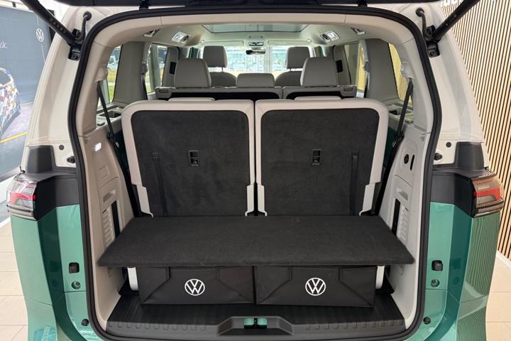 Gul VW ID.Buzz fra 2025