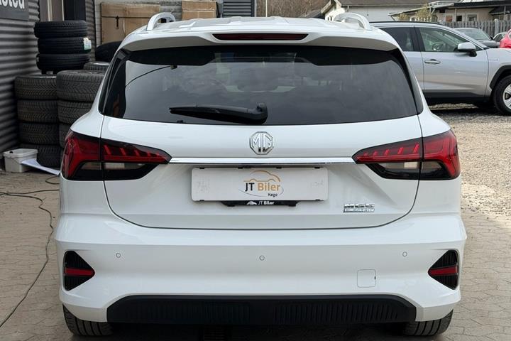Hvid MG MG5 fra 2023