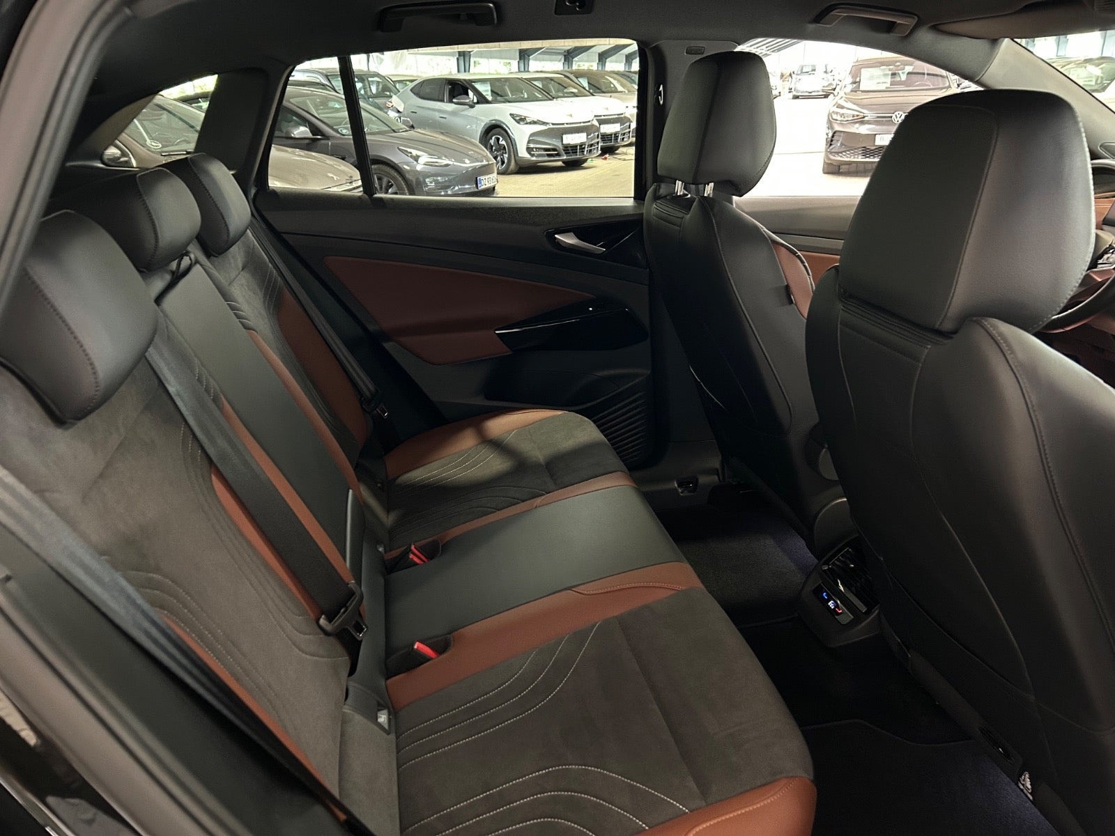 Sort VW ID.4 fra 2025