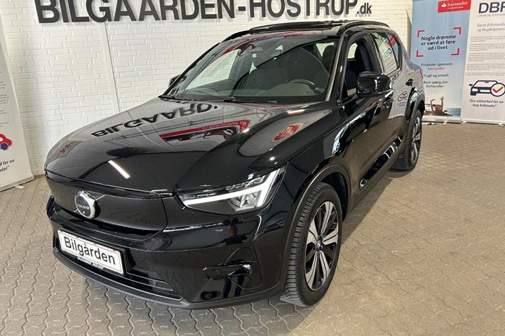 Sort Volvo XC40 fra 2023