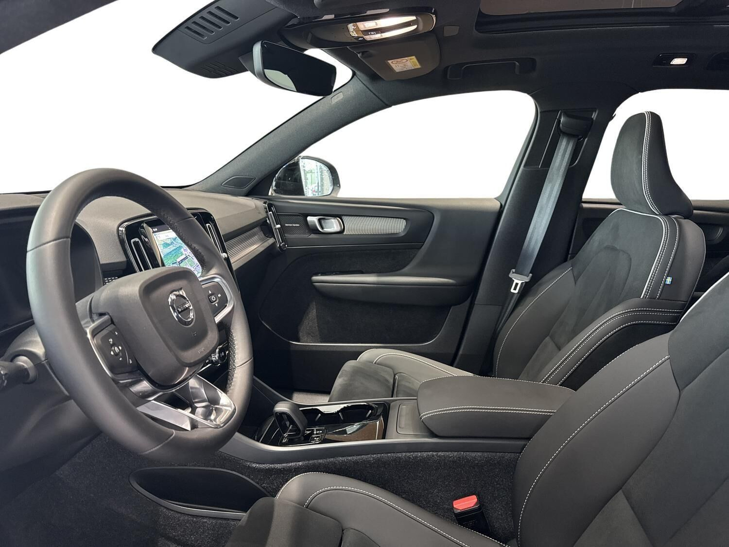 Blå Volvo EX40 fra 2026