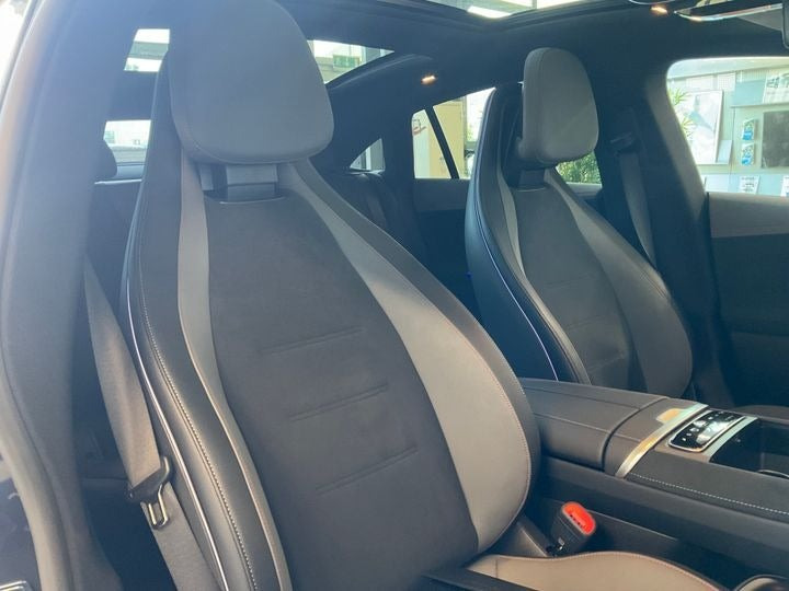 Blå Mercedes EQE350+ fra 2025
