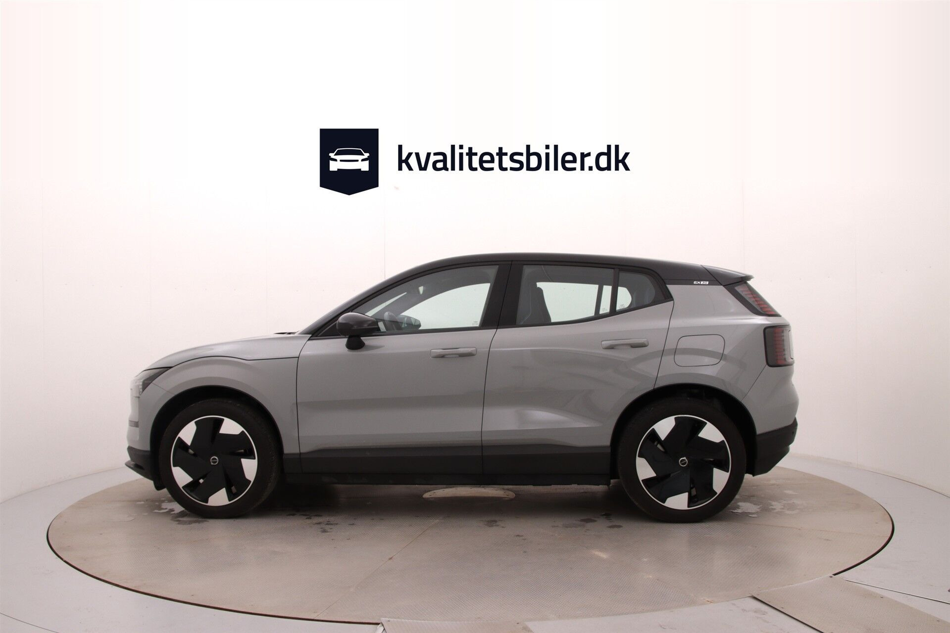 Grå Volvo EX30 fra 2024