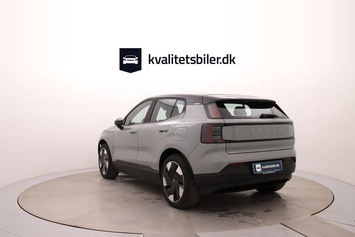 Grå Volvo EX30 fra 2024