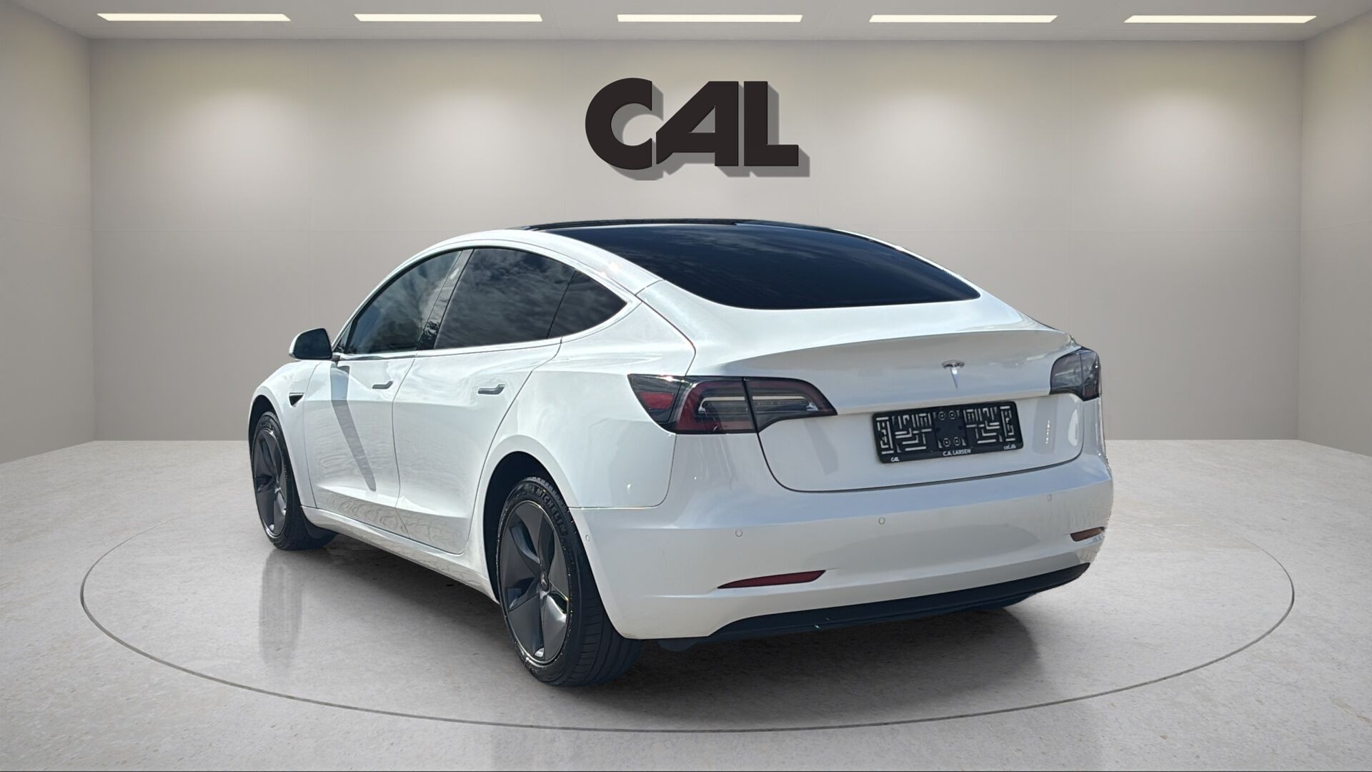 Hvid Tesla Model 3 fra 2020