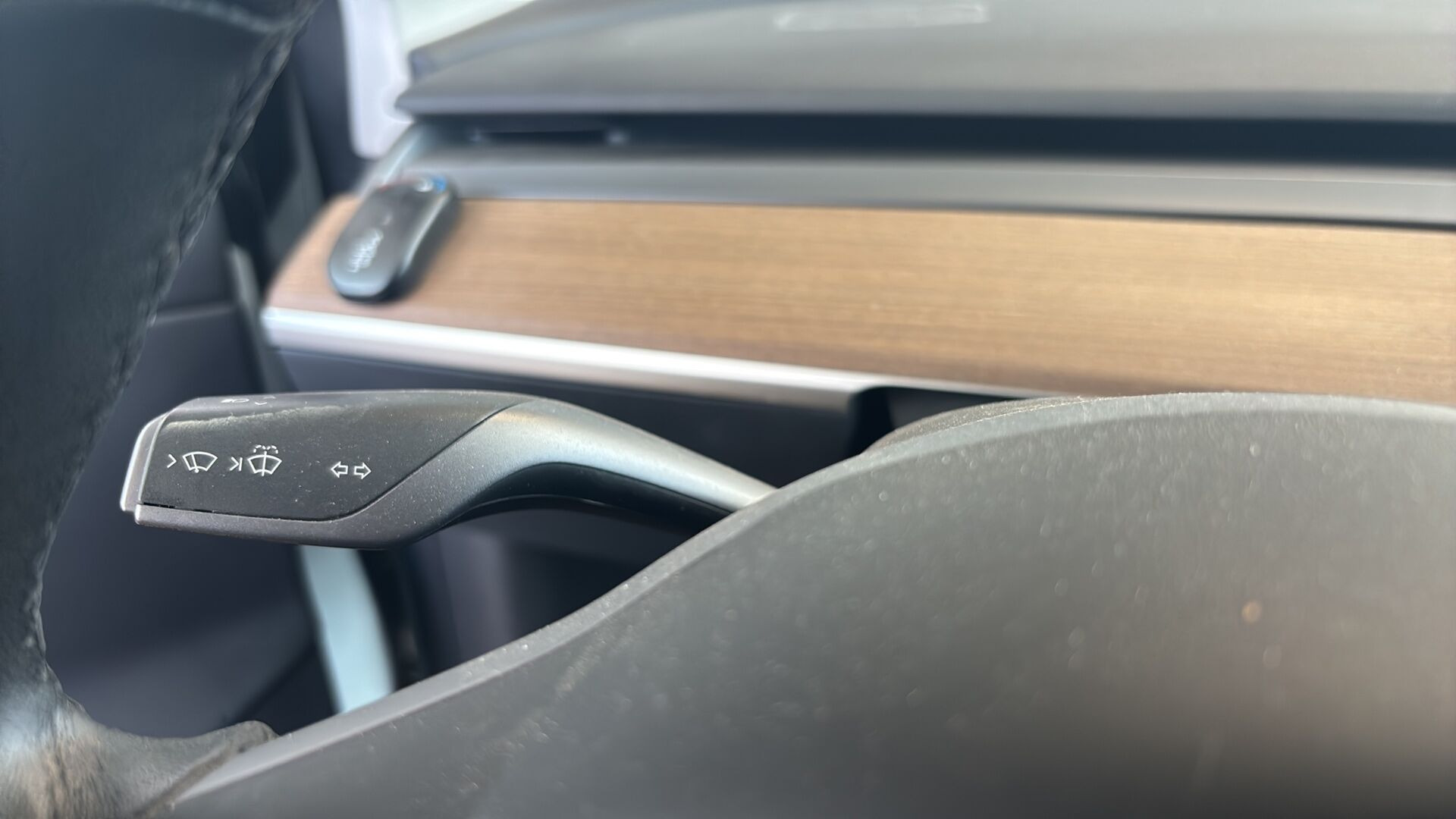 Hvid Tesla Model 3 fra 2020