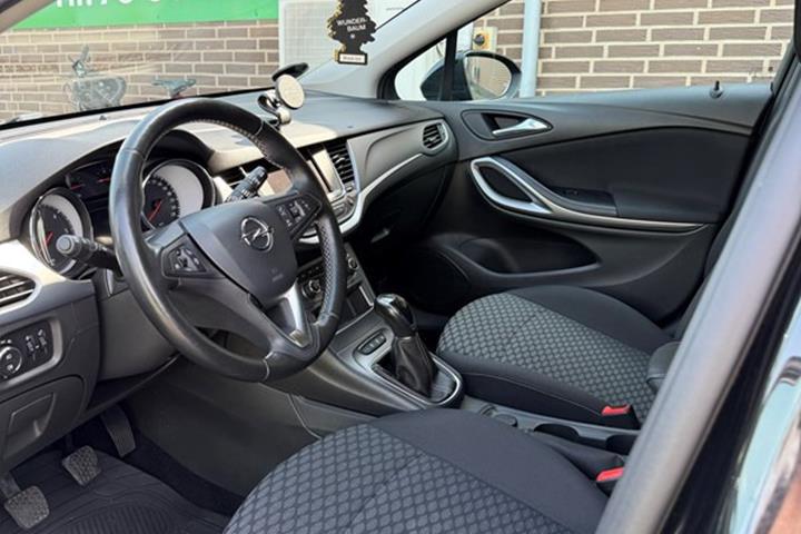 undefined Opel Astra fra 2020