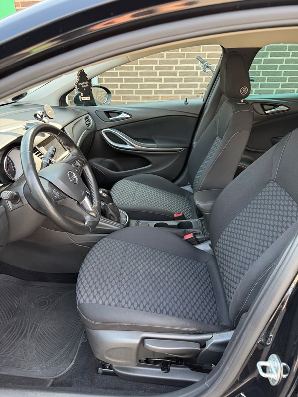 undefined Opel Astra fra 2020