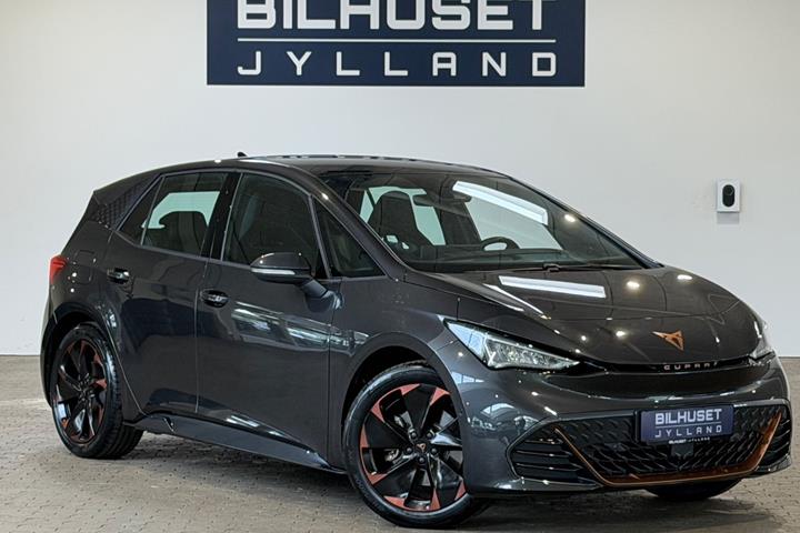 Grå Cupra Born fra 2023