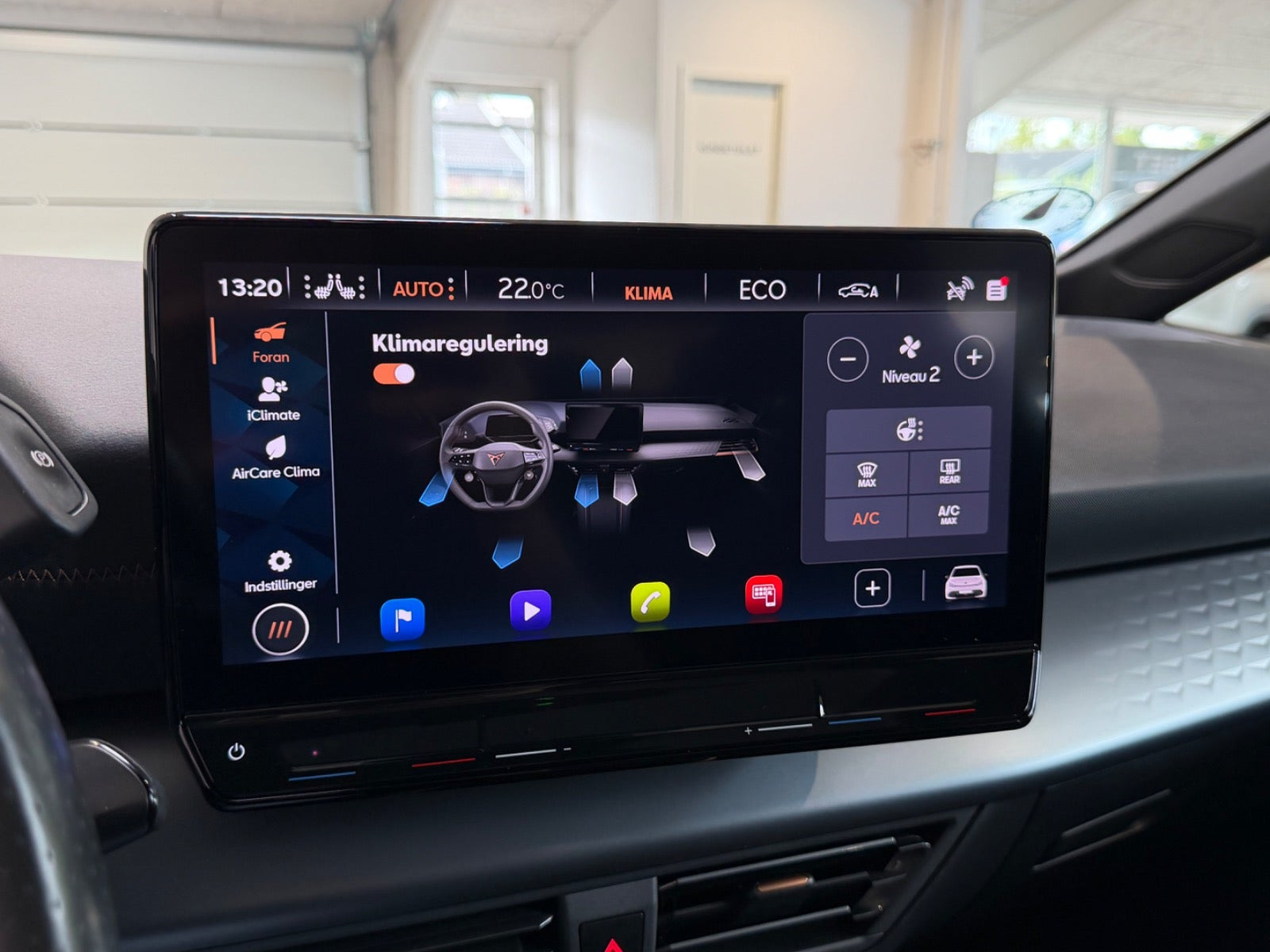 Grå Cupra Born fra 2023