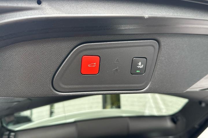 undefined Peugeot 3008 fra 2021