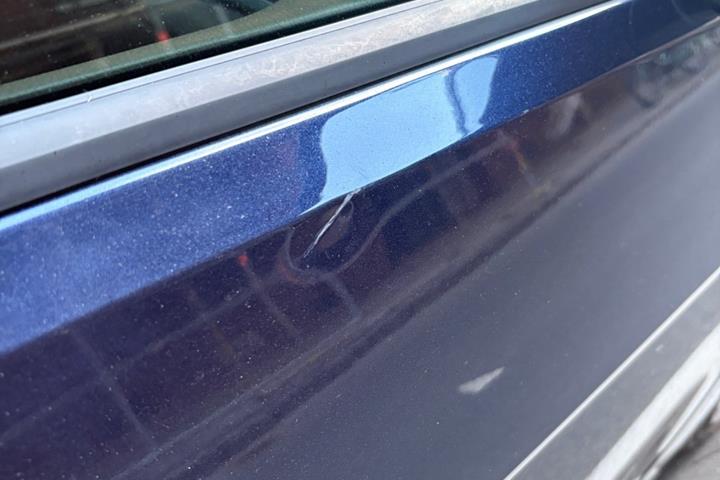 Blå VW Golf VII fra 2015