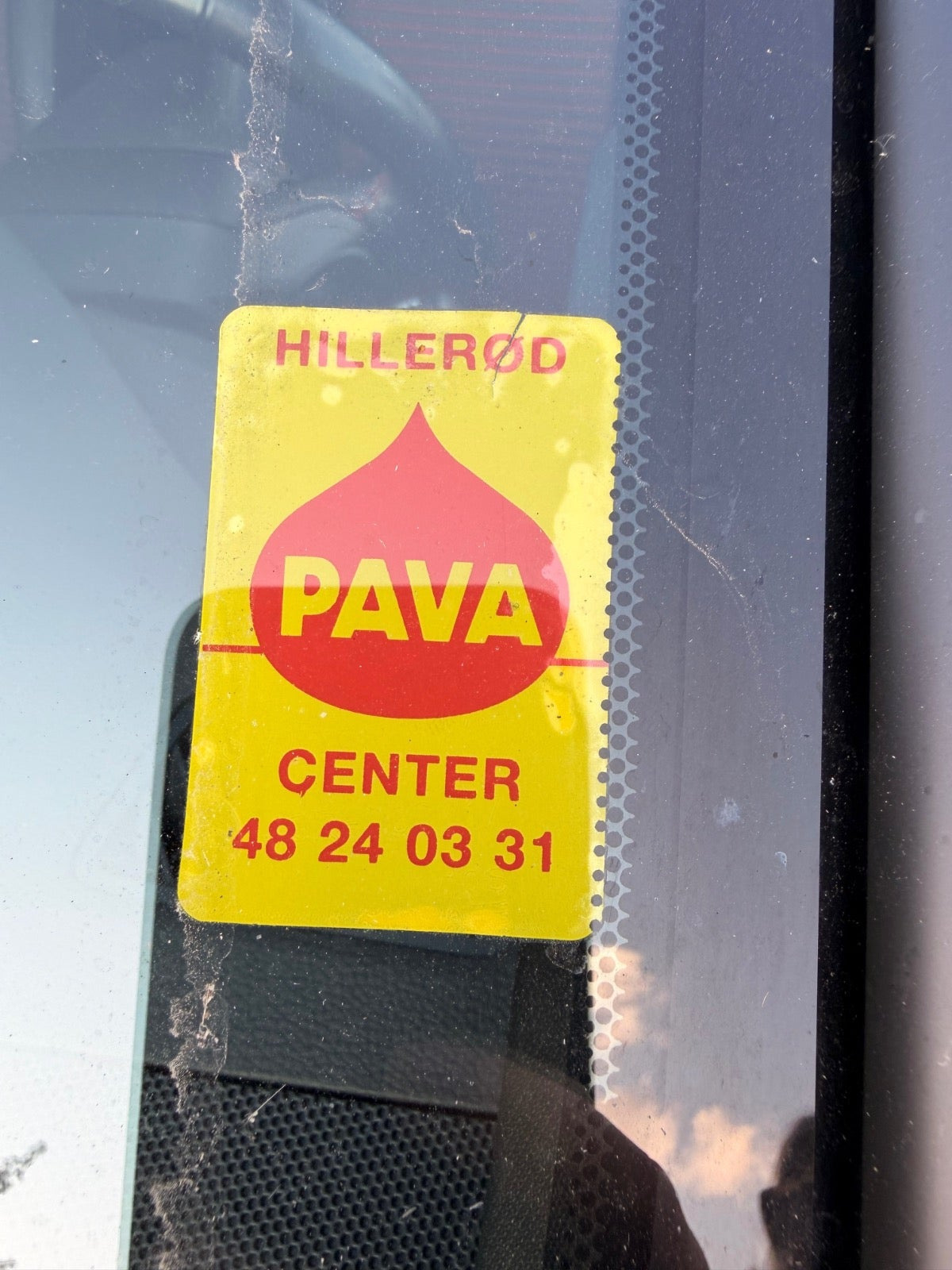 Hvid Toyota RAV4 fra 2021